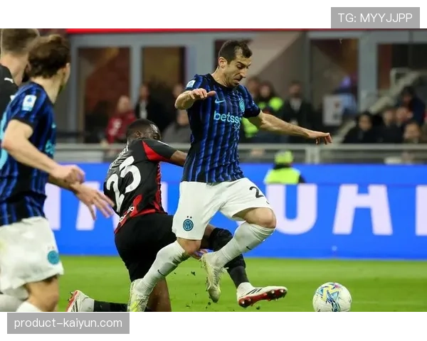 深度复盘:剖析国米夺冠赛季的战术进化,从352到3421的灵活切换 深度复盘:剖析国米夺冠赛季的战术进化,从352到3421的灵活切换